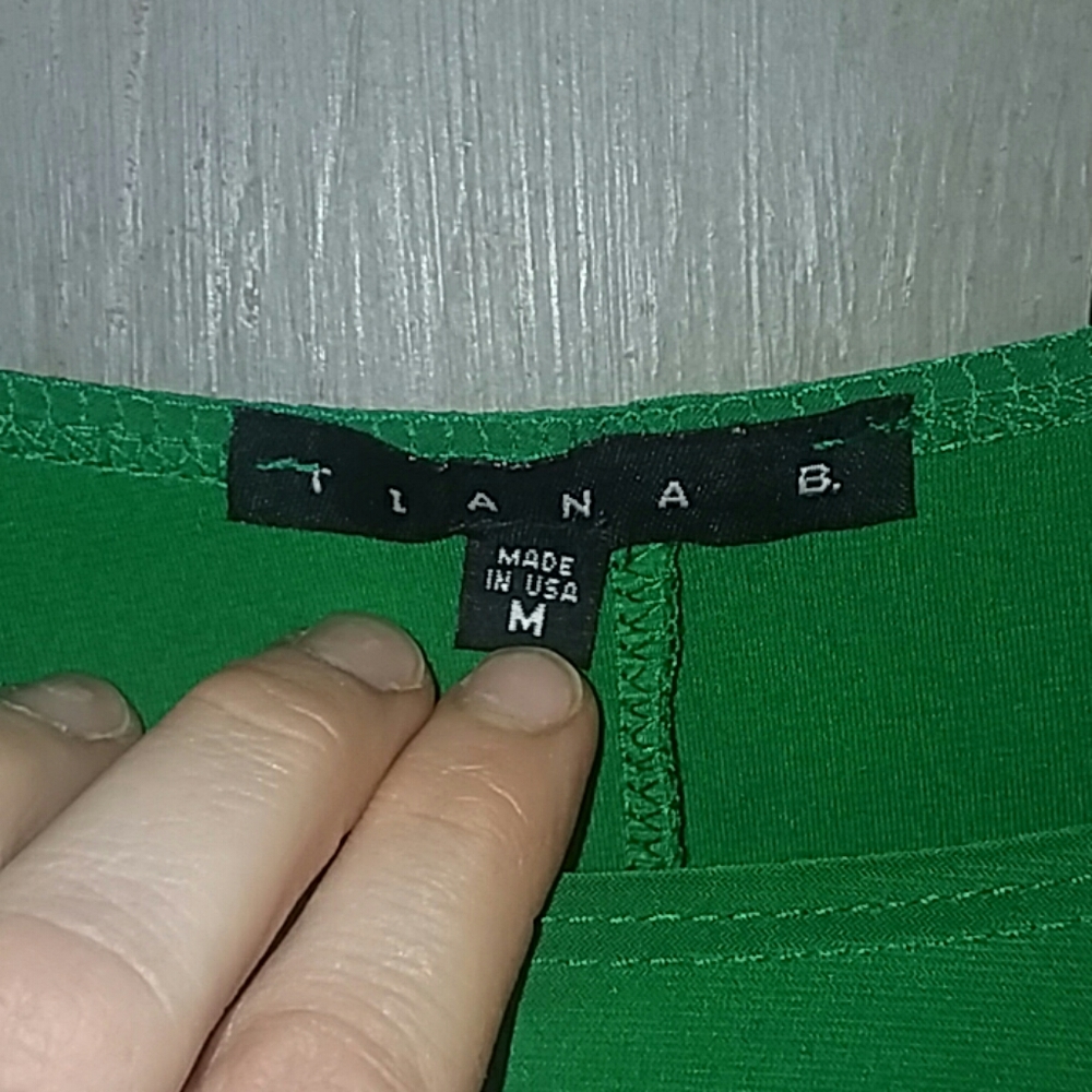 Tiana B. Dress Green - Picture 3 of 4
